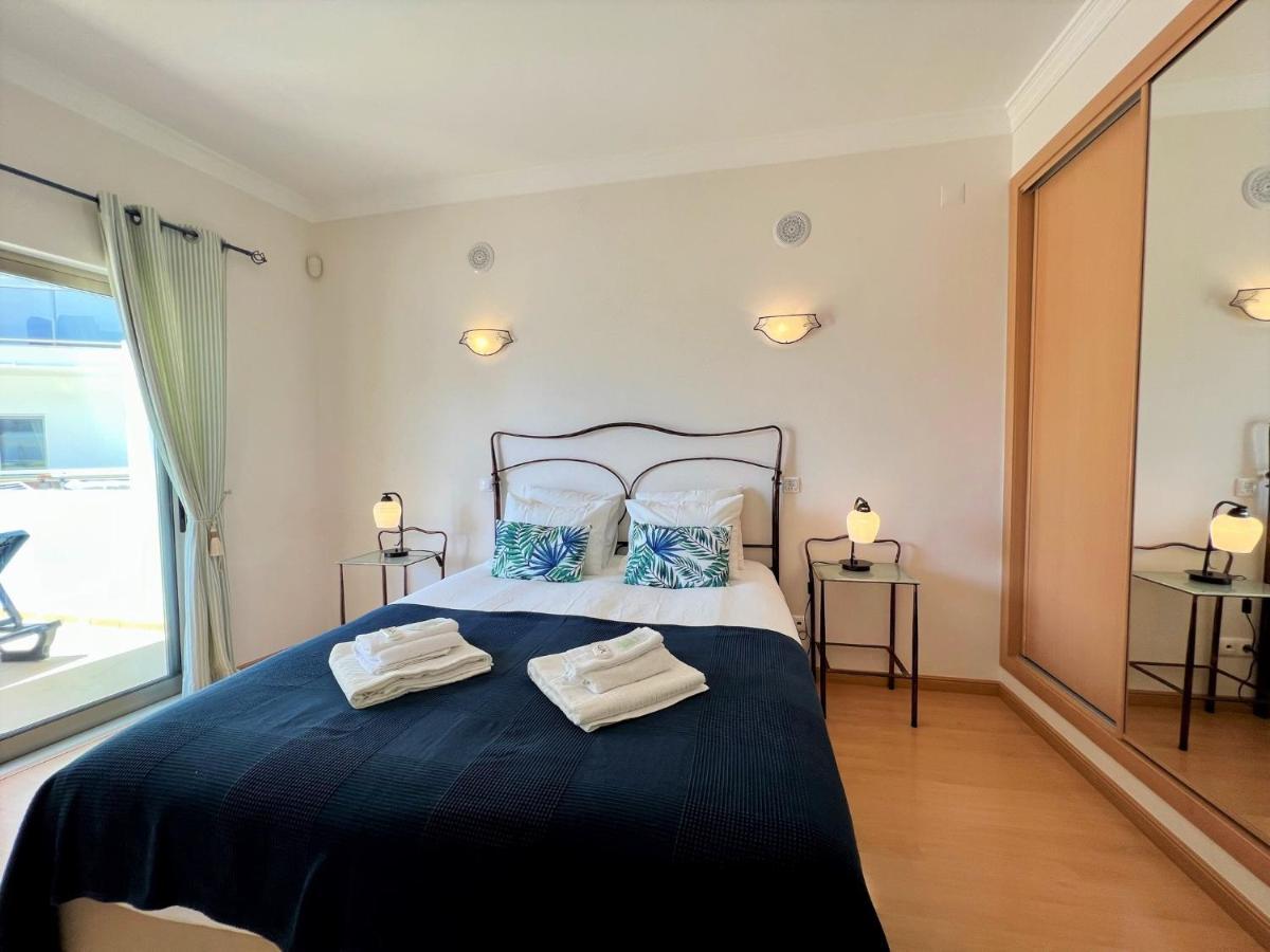 Albufeira Terrace With Pool By Homing Apartman Kültér fotó