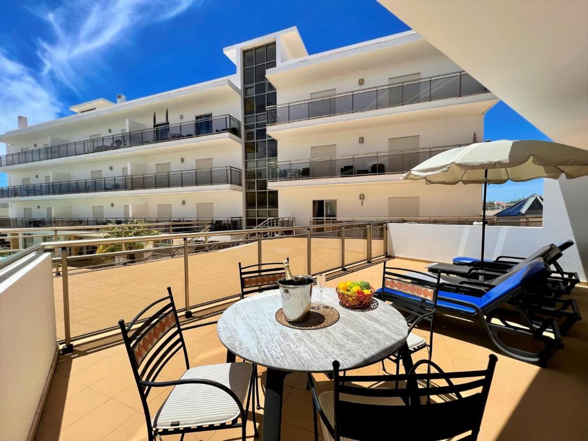 Albufeira Terrace With Pool By Homing Apartman Kültér fotó