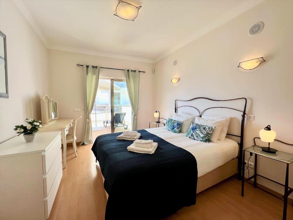 Albufeira Terrace With Pool By Homing Apartman Kültér fotó