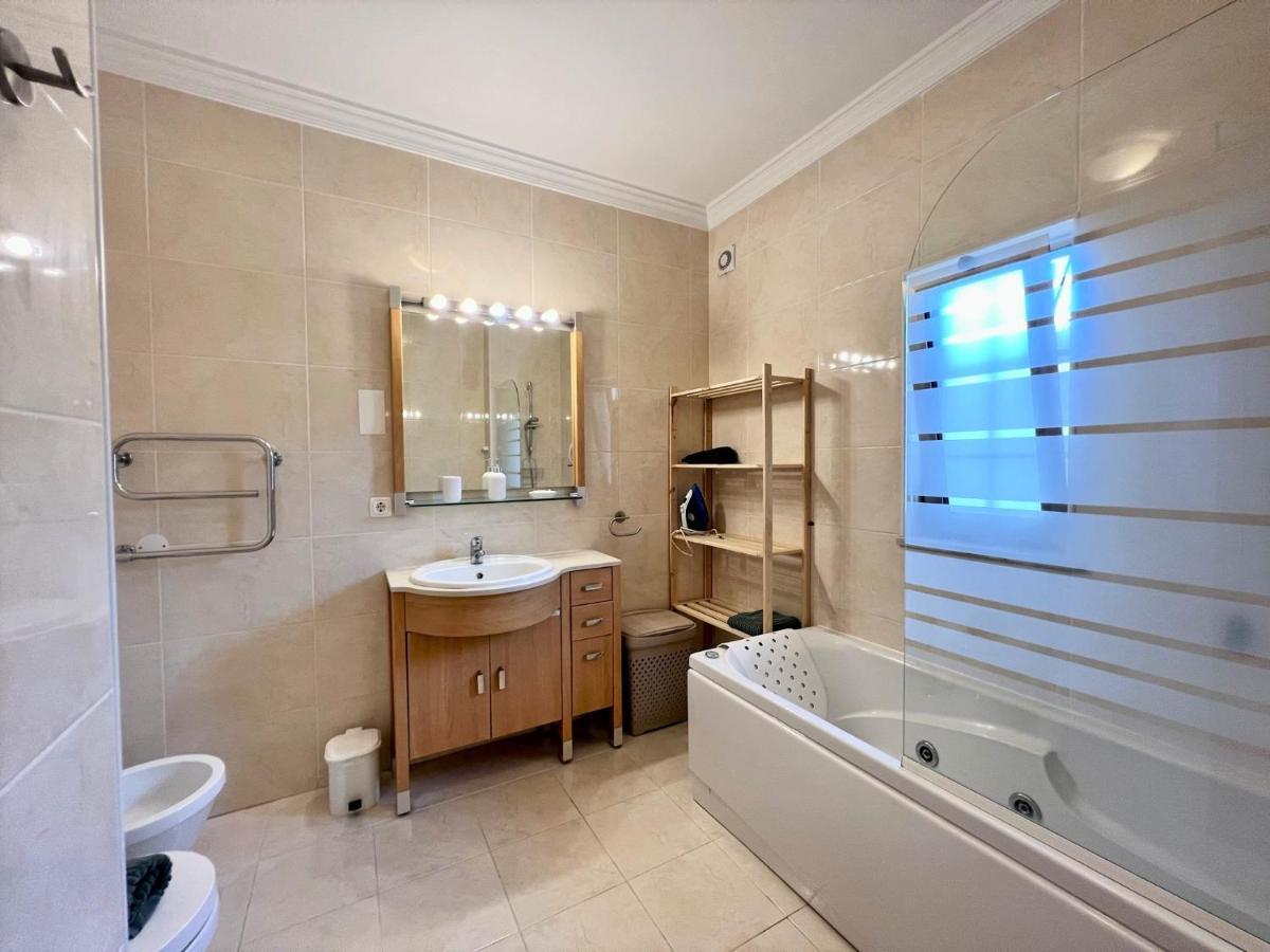 Albufeira Terrace With Pool By Homing Apartman Kültér fotó