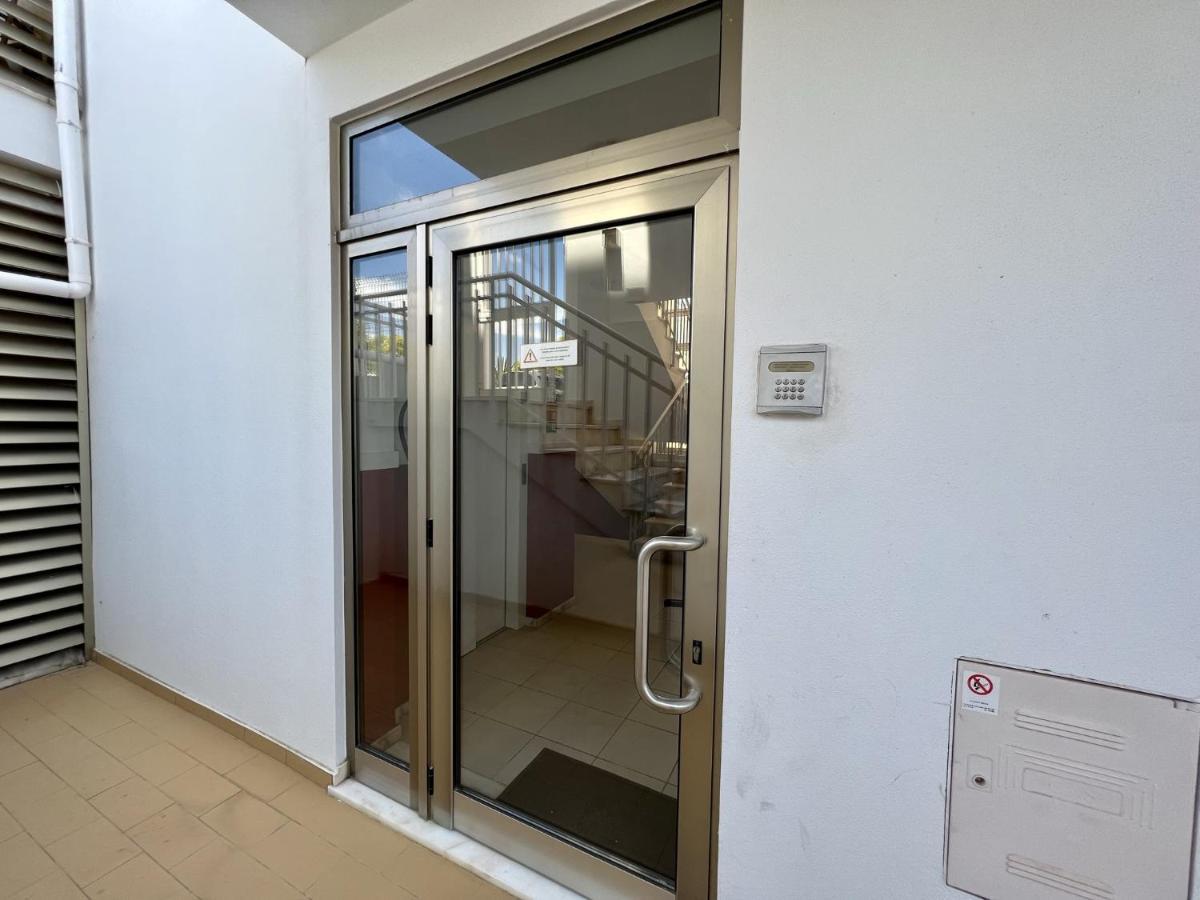 Albufeira Terrace With Pool By Homing Apartman Kültér fotó